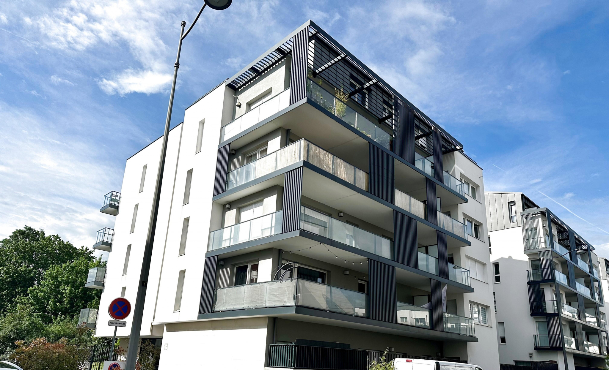 SECTEUR CLAIRMARAIS - RESIDENCE DE STANDING APPARTEMENT TYPE 2 DE 50m2 + TERRASSE + BOX GARAGE