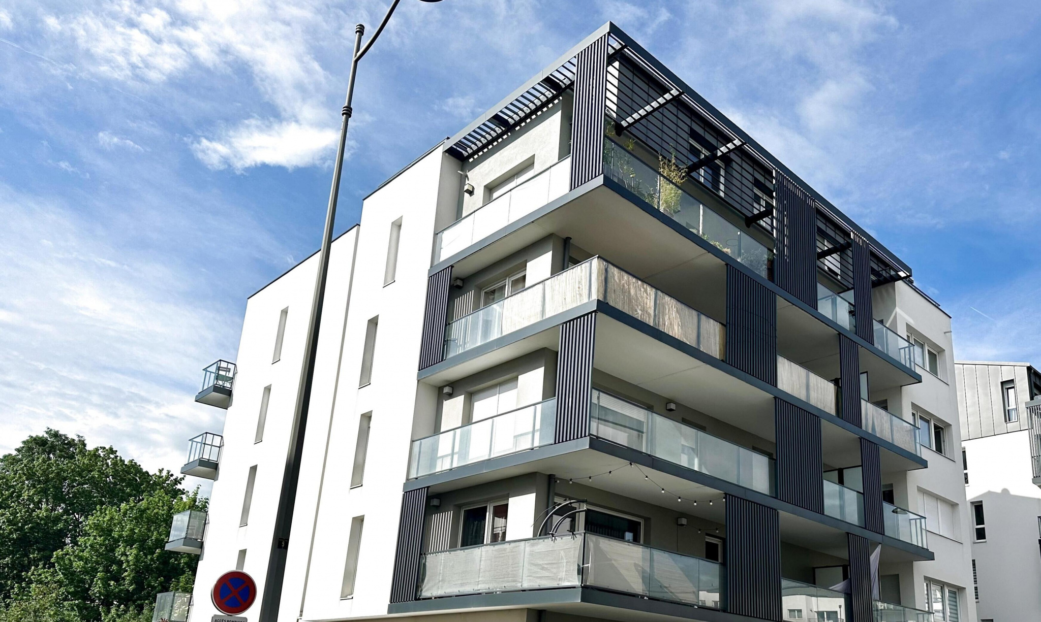 SECTEUR CLAIRMARAIS - RESIDENCE DE STANDING APPARTEMENT TYPE 2 DE 50m2 + TERRASSE + BOX GARAGE